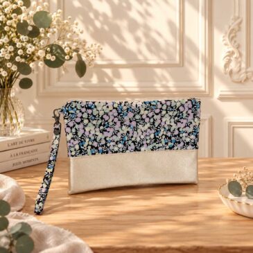 pochette à main mariée, demoiselle d'honneur, invité mariage Liberty wiltshire bleu mauve, mariage, made in France, fabriqué en Occitanie