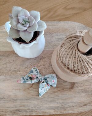 Barrette modèle "luxe" en Liberty Betsy Porcelaine Nouveau