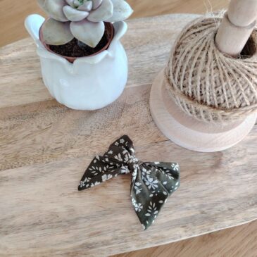 Barrette modèle « luxe » en Liberty Capel Kaki