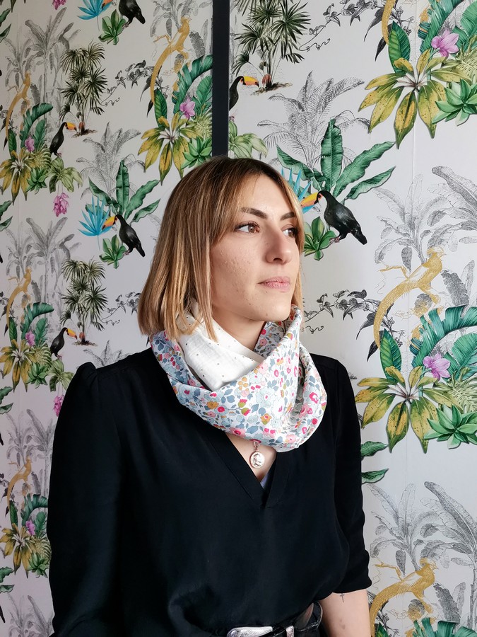 Mademoiselle-pap-et-cie-duo-creatices-snood-pochette-a-main-liberty-betsy-porcelaine (6)
