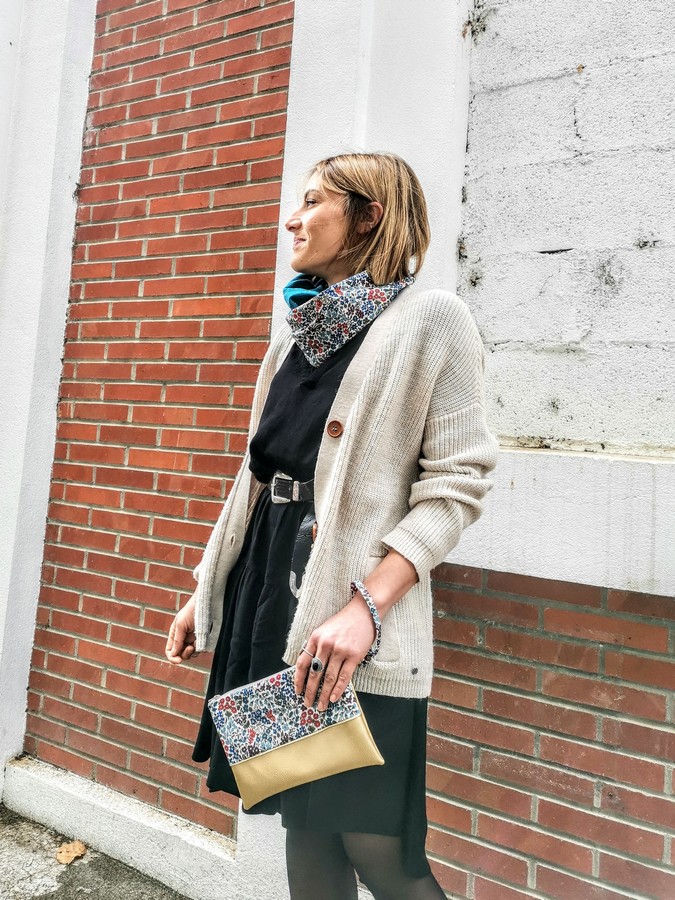 Mademoiselle-pap-et-cie-duo-creatices-snood-pochette-a-main-liberty-sweet-may-forest- (3)