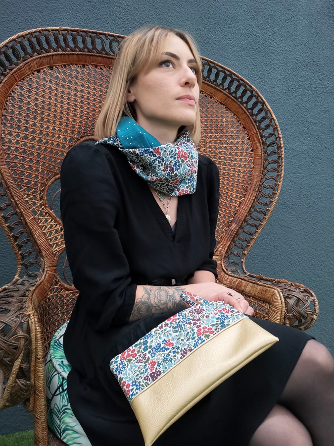 Mademoiselle-pap-et-cie-duo-creatices-snood-pochette-a-main-liberty-sweet-may-forest (3)