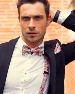 Noeud papillon homme en Liberty Swirling Petals corail