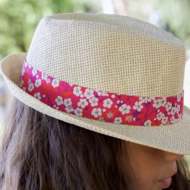 Panama enfant en Liberty Mitsi hibiscus
