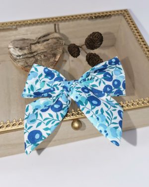 Barrette modèle "luxe" en Liberty Wiltshire Crystal Blue