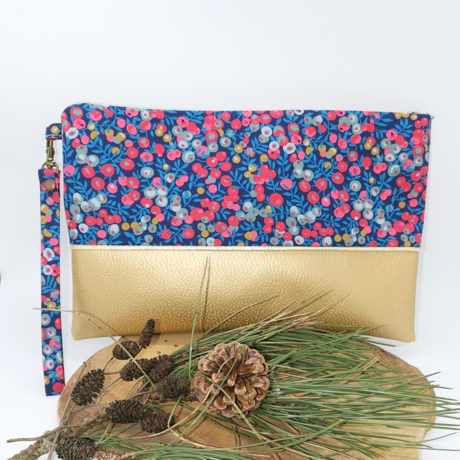 Small Liberty Chain Purse - D'anjo C