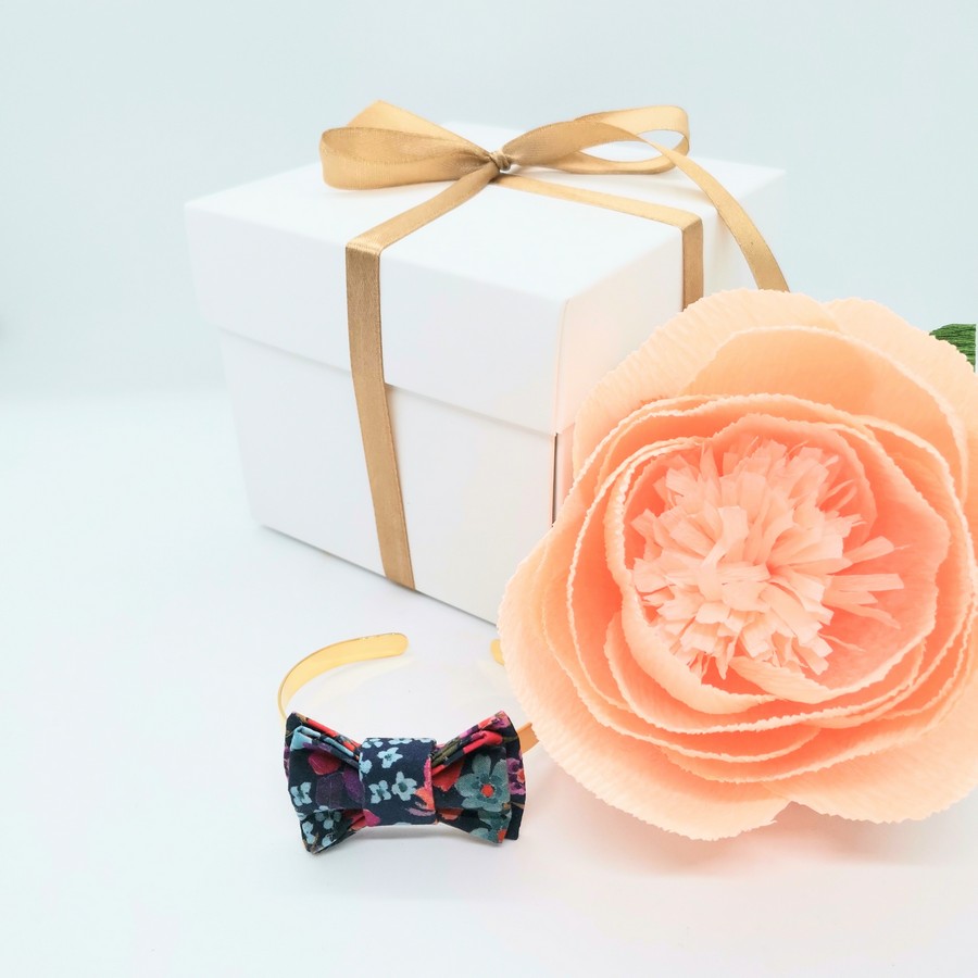 mademoiselle-pap-et-cie-collaboration-origami-bracelet-jonc-or-fin-noeud-papillon-demoiselle-honneur-fete-des-meres-liberty-dream-of-summer (37)