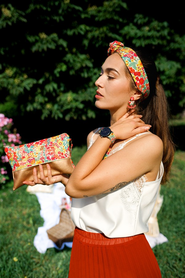 Mademoiselle-pap-et-cie-made-in-france-noeud-papillon-bretelles-chapeau-bracelet-shooting-pique-nique-lyon-liberty-of-london (36)
