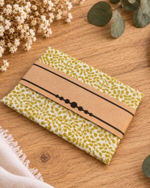 pochette costume homme mariage cérémonie, made in France en Liberty of London garden trail moutarde