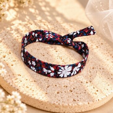 Mademoisellle Pap' et Cie Mariage, bijoux, bracelet femme, mariée, demoiselles d'honneur, invités, bracelet jonc fin à nouer en Liberty of London capel pepper cayenne
