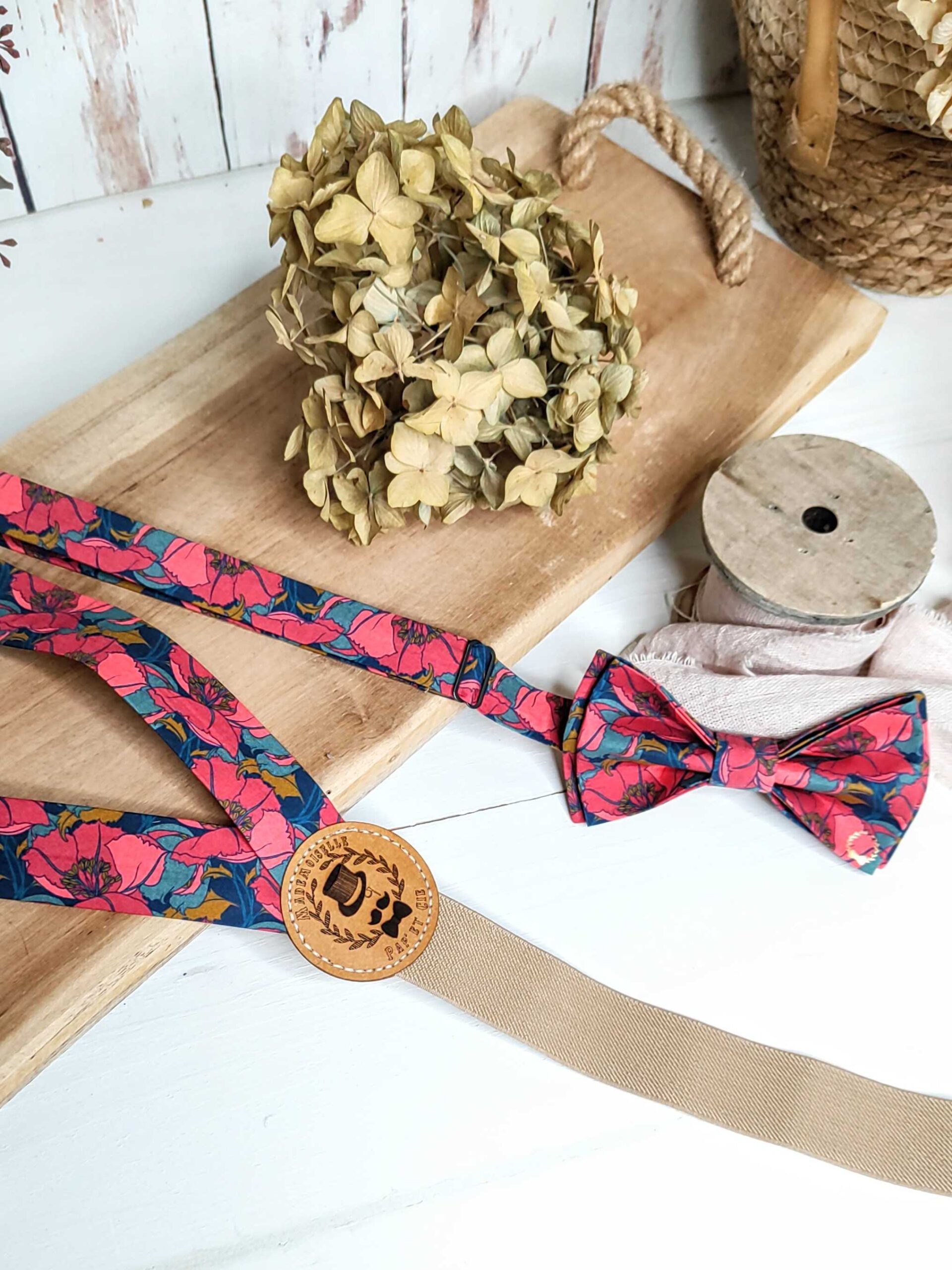 mademoiselle-pap-et-cie-mariage-accessoires-made-in-france-noeud-papillon-bretelles-liberty-of-london-little-eustacia (2)