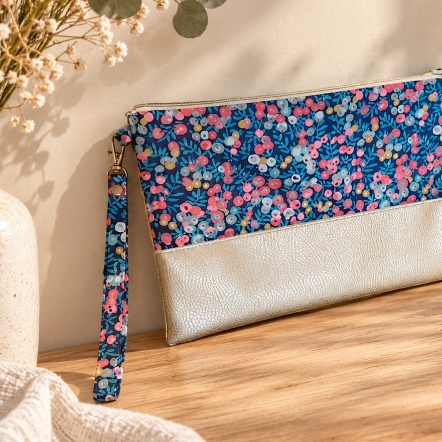 mademoiselle-pap-et-cie-accessoires-mariage-made-in-france-pochette-a-main-mariée-demoiselle-d-honneur-liberty-wiltshire-nausicaa
