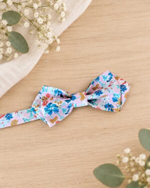 Noeud papillon pour homme Liberty california bloom, rose et bleu, mariage, made in France, fabriqué en Occitanie