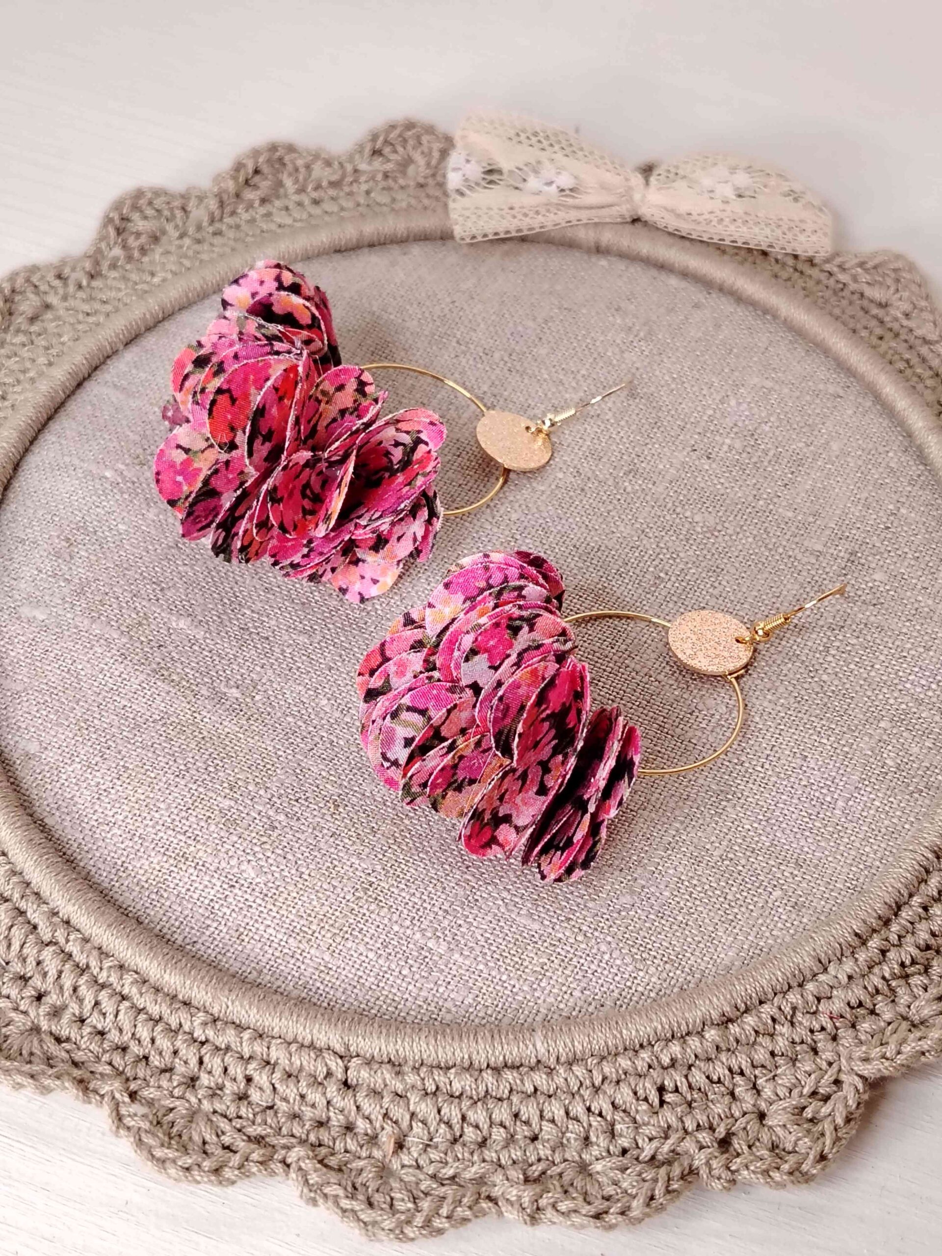 mademoiselle-pap-et-cie-mariage-accessoires-mariée-demoiselle-honneur-boucles-oreilles-made-in-france-liberty-of-london-arriety-violet (65)