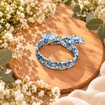 Mademoisellle Pap' et Cie Mariage, bijoux, bracelet femme, mariée, demoiselles d'honneur, invités, bracelet jonc fin en Liberty of London emma and georgina rana