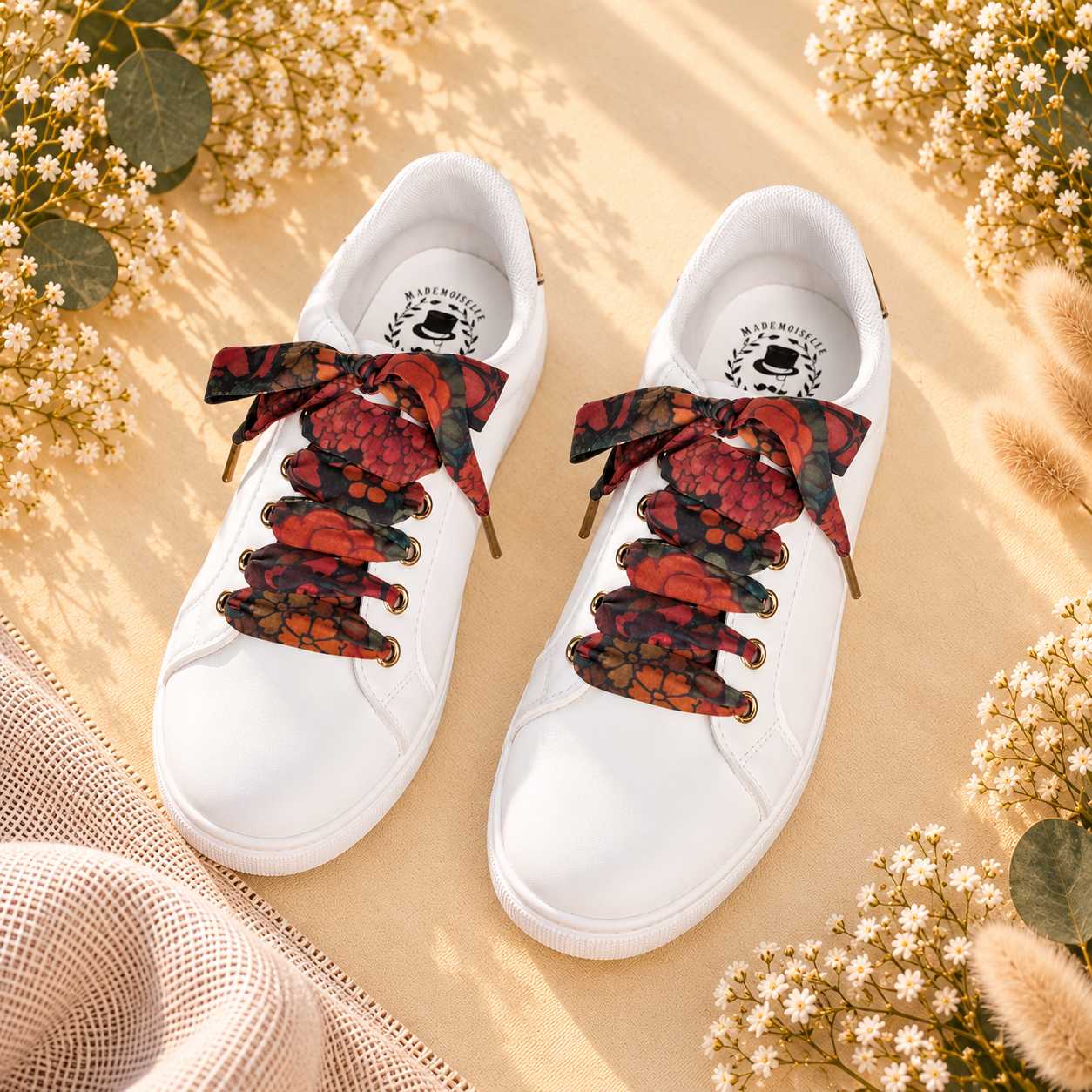 lacets baskets, converses, sneakers, docs mariage made in france en liberty of london heritage garden automne brun et rouge