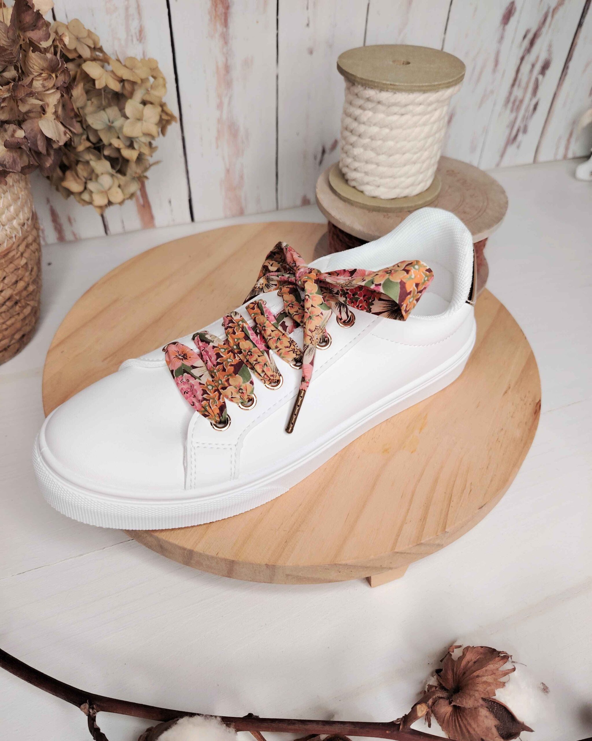 mademoiselle-pap-et-cie-accessoires-mariage-lacets-baskets-converse-liberty-of-london-vintage (14)