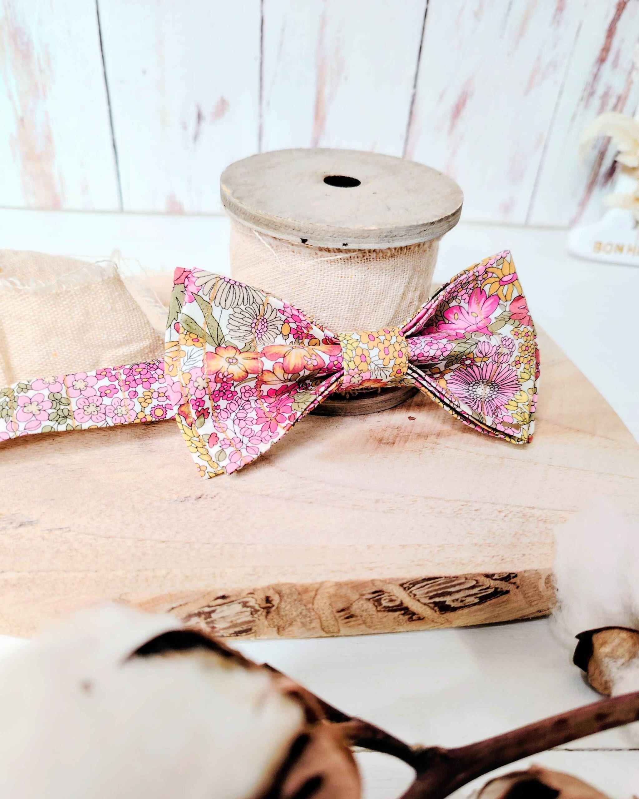 mademoiselle-pap-et-cie-made-in-france-accessoirees-mariage-marie-garcon-honneur-liberty-of-london-margaret-annie-hibiscus (9)