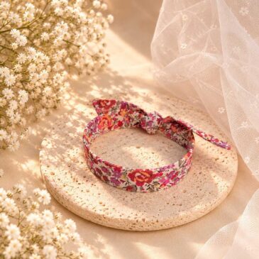 Mademoisellle Pap' et Cie Mariage, bijoux, bracelet femme, mariée, demoiselles d'honneur, invités, bracelet jonc fin à nouer en Liberty of London emma and georgina terracotta, rose bohème