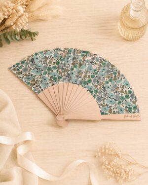 Éventail bois en Liberty poppy and daisy vert feuillage pour mariage, la mariée, demoiselle d'honneurs, invités