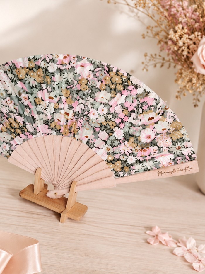 mademoiselle-pap-et-cie-eventail-accessoire-mariage-made-in-france-mariee-demoiselle-honneur-invité-femme-liberty-of-london-thorpe-vintage (10)