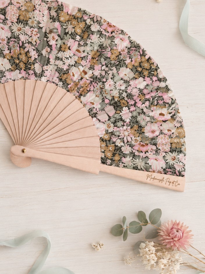 mademoiselle-pap-et-cie-eventail-accessoire-mariage-made-in-france-mariee-demoiselle-honneur-invité-femme-liberty-of-london-thorpe-vintage (11)