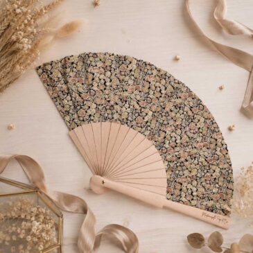 Éventail bois en Liberty chive vintage, gris brun pour mariage, la mariée, demoiselle d'honneurs, invités