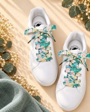 lacets baskets, converses, sneakers, docs mariage made in france en liberty of london hollilock, bleu turquoise